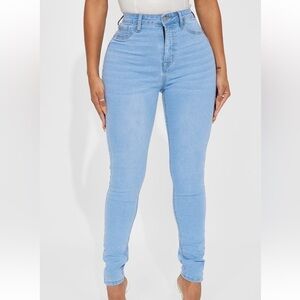 FASHION NOVA Booty Lifting High Rise Stretch Skinny Jeans Size 15 NWT